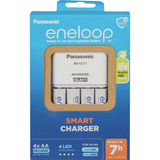 Panasonic Ladegerät eneloop Universal Smart Charger Set weiß, inkl. 4 eneloop Akkus AA