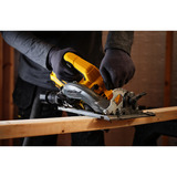 Stanley Akku-Handkreissaege (SFMCS551B-XJ), 18Volt, Handkreissäge schwarz/gelb, ohne Akku und Ladegerät