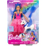 Mattel Barbie Saphire Puppe mit Einhorn mit blauen Haaren und pinkfarbenem Kleid
