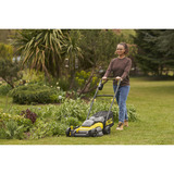 Stanley Akku-Rasenmäher (SFMCMW2651M-QW), 36Volt (2x18V) schwarz/gelb, 2x 4,0 Ah-Lithium-Ionen-Akku