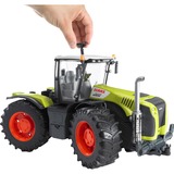 bruder Claas Xerion 5000, Modellfahrzeug grün