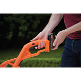 BLACK+DECKER Akku-Rasentrimmer ST182320, 18Volt orange/schwarz, Li-Ionen Akku 2,0Ah