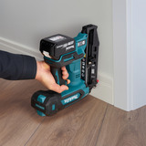 Makita Akku-Stauchkopfnagler DBN601Z, 18Volt blau/schwarz, ohne Akku und Ladegerät