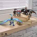 Spin Master Drachenzähmen leicht gemacht - Wikinger & Drachen Actionfiguren-Set, Spielfigur sortierter Artikel, jeweils zwei Figuren