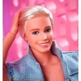 Mattel Barbie Signature The Movie - Ken Puppe zum Film im Jeansoutfit und Original Ken Unterwäsche, Spielfigur 