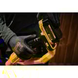 Stanley Akku-Rasentrimmer (STCST933B-XJ), 18Volt schwarz/gelb, ohne Akku und Ladegerät