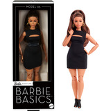 Mattel Barbie Basics Model 05 mit brünettem Haar, schwarzem Kleid und Heels, Puppe 