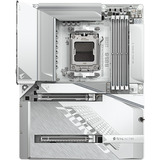 GIGABYTE B850 AORUS STEALTH ICE, Mainboard 