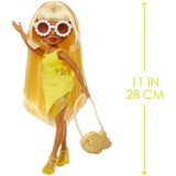 MGA Entertainment Rainbow High Swim & Style - Sunny (Yellow), Puppe 