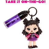 MGA Entertainment Yummiland Lip Gloss Doll Sour Sweeties - Blake Likorice, Puppe 