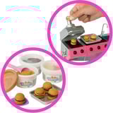 Mattel Barbie Super Abenteuer-Camper Spielset, Spielfahrzeug mit Dachzelt, Grill mit Farbwechseleffekt und 60 Zubehörteilen
