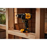 Stanley Akku-Bohrschrauber (SFMCD714D2T-QW), 18Volt schwarz/gelb, 2x Li-Ion-Akku 2,0Ah, Pro-Stack Koffer