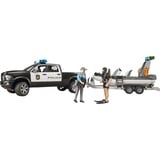 bruder 02507 RAM 2500 Polizei Pickup, L+S Modul, Anhänger mit Boot, Modellfahrzeug schwarz/weiß, Inkl. 2 Figuren