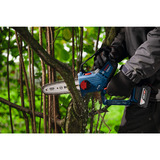 Bosch Professional Akku-Astsäge GKE 18V-20 Prodessional solo, 18Volt, Kettensäge blau, ohne Akku und Ladegerät