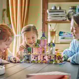 LEGO 43267 Disney Princess Prinzessinnenschloss mit Haustieren, Konstruktionsspielzeug 