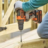 BLACK+DECKER Akku-Bohrschrauber BDCDD186K, 18Volt schwarz/orange, Li-Ionen Akku 1,5 Ah, im Koffer