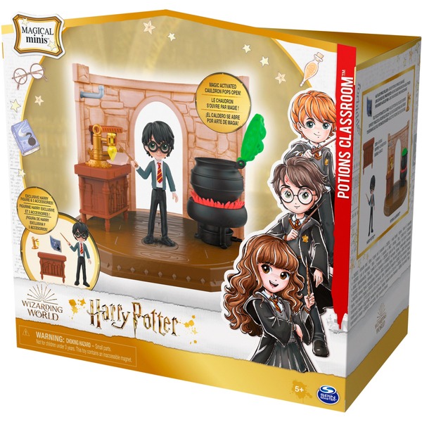 Spin Master Wizarding World Harry Potter - Igralni komplet za učilnico napitkov Hogwarts z ekskluzivno zbirateljsko figuro Harryja Potterja, figuro igračo
