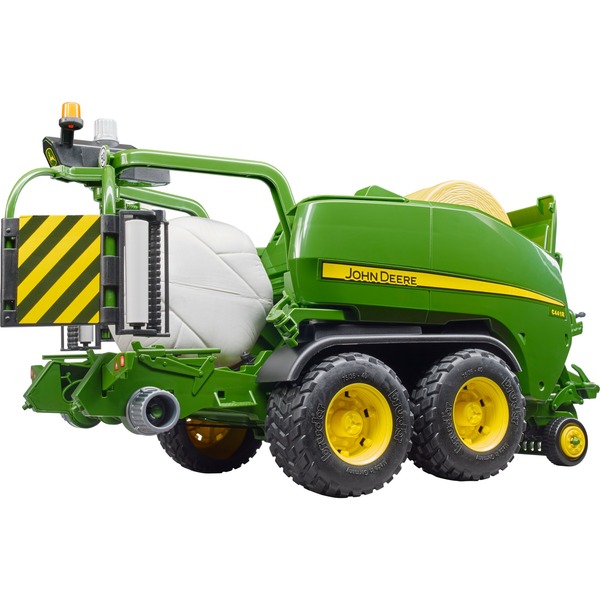 bruder John Deere okrogle bale - Presswicke, model vozila zelene barve