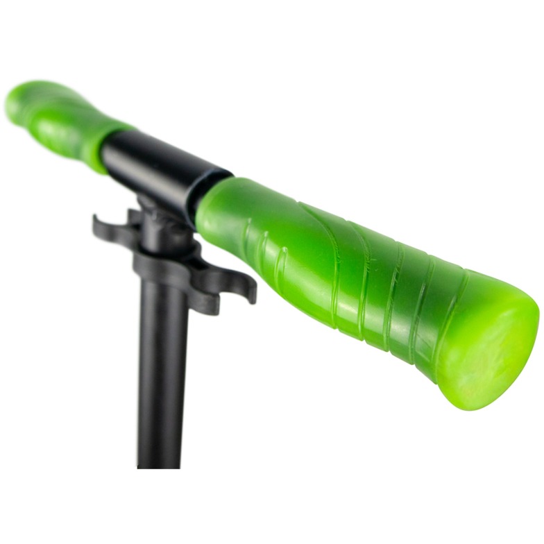 Muuwmi Lights Aluminium Scooter GLOW 200 mm schwarz/grün, mit Leuchtrollen und Glow-Effekt